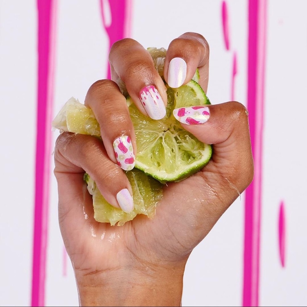 Color Street Pop It Like It’s Hot Dry Polish Bonus